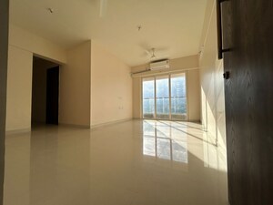 Room in 3 BHK Apartment at Sheth Avante, Kanjurmarg West – for Rent