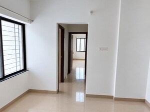 Room in 2 BHK Apartment at Willows Twin Tower, Hinjewadi – for Rent