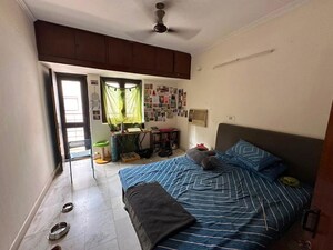 Bedroom in 4 BHK Builder Floor at Alaknanda – for Sale