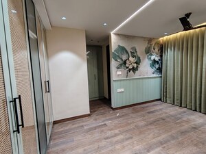 Room in 4 BHK Apartment at Pranava One Hyderabad, Somajiguda – for Rent