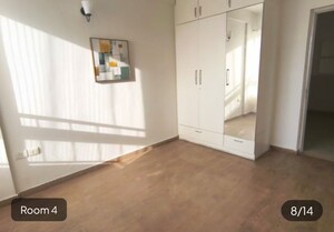 Room in 3 BHK Apartment at Emaar Palm Gardens, Sector 83 – for Sale