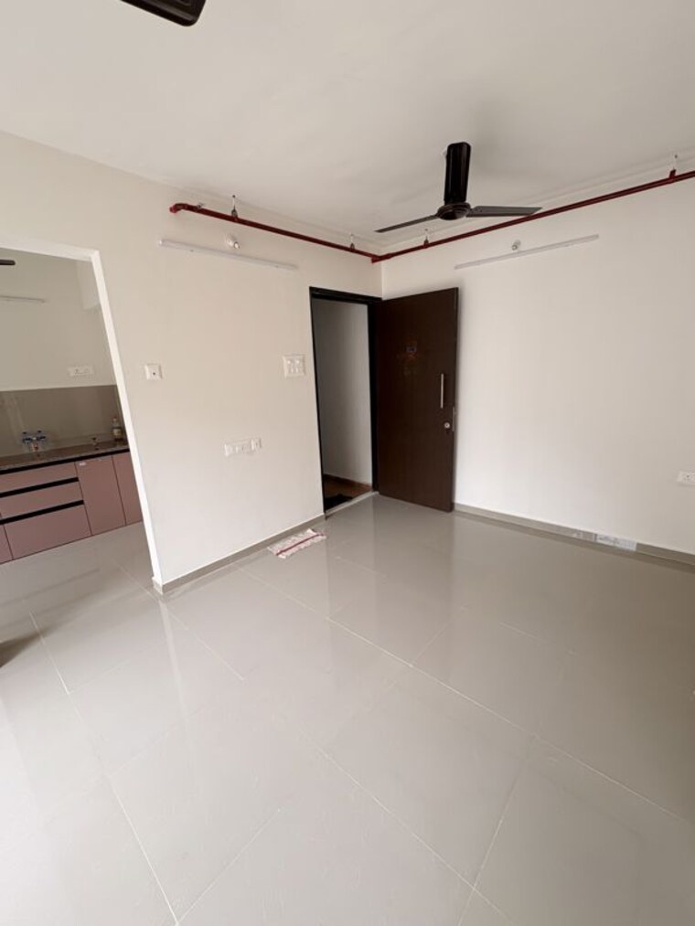 Room, puranik-grand-central 2 Bedroom 587 Sq.Ft. Apartment In Vartak Nagar Thane 10744814
