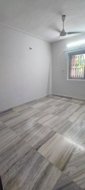 Room in 2 BHK Apartment at Crystal Garden Estate CHS, Manpada – for Rent