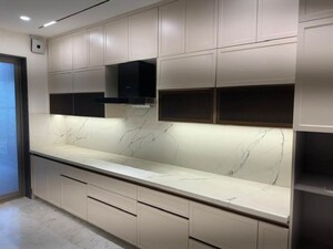 Kitchen in 3 BHK Builder Floor at BPTP Amstoria, Sector 102 – for Sale