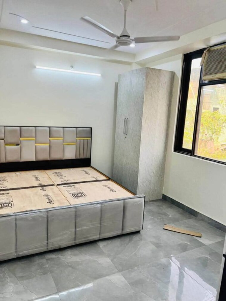 Bedroom, freedom fighters enclave 1 Bedroom 550 Sq.Ft. Independent House In Freedom Fighters Enclave Delhi 10744844