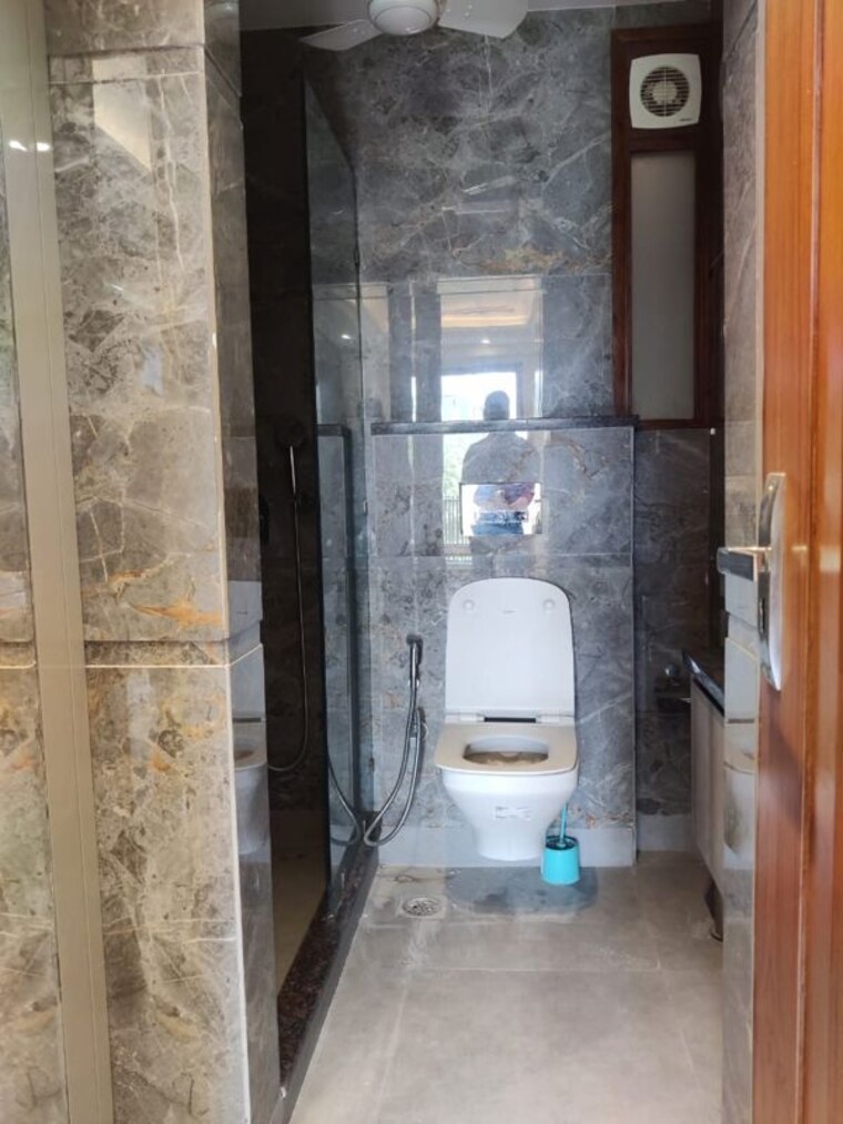 Bathroom, unitech-greenwood-city-apartment 3 Bedroom 2300 Sq.Ft. Builder Floor In Sector 45 Gurgaon 10744853