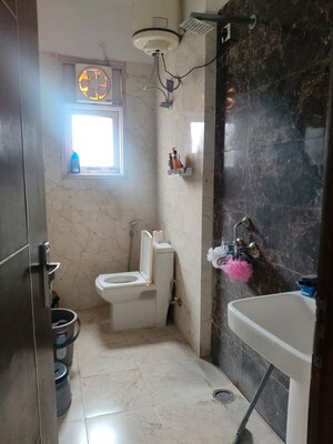 Living Room in 2 BHK Builder Floor at Dlf Phase iv – for Rent