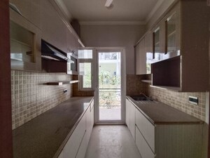 Building Lobby in 3 BHK Independent House at Central Park Flower Valley, Sohna Sector 33 – for Rent