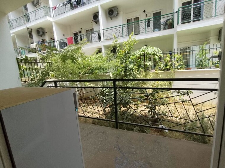 Balcony, central-park-flower-valley 3 Bedroom 1230 Sq.Ft. Independent House In Sohna Sector 33 Gurgaon 10744878