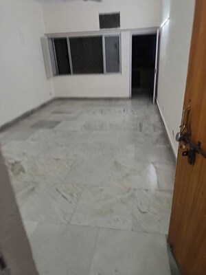 2 BHK Apartment For Rent in Windsor and Nova Society, Ahinsa Khand 2