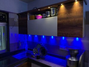 Furnished Amenities in 2 BHK Apartment at Goregaon West – for Rent