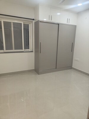 Room in 3 BHK Apartment at Technopolis Solitaire Unity, Hafeezpet – for Rent