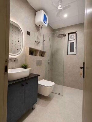 Bathroom in 1 BHK Builder Floor at Sector 15 – for Rent