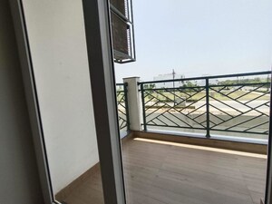 Balcony in 2.5 BHK Builder Floor at Central Park Flower Valley, Sohna Sector 33 – for Rent