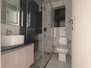 Bathroom in 2.5 BHK Builder Floor at Central Park Flower Valley, Sohna Sector 33 – for Rent