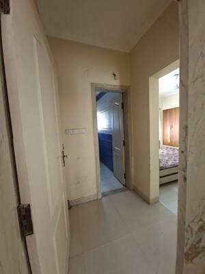 Bathroom in 4 BHK Apartment at Manikchand Malabar, Lulla Nagar – for Rent