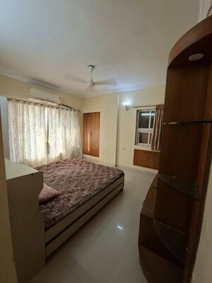Bedroom in 4 BHK Apartment at Manikchand Malabar, Lulla Nagar – for Rent