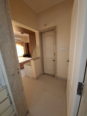 Bathroom in 4 BHK Apartment at Manikchand Malabar, Lulla Nagar – for Rent