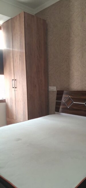 Bedroom in 3 BHK Apartment at Panchkula Urban Estate – for Rent