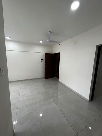 1 BHK Apartment For Rent in Vasant Oasis Phase I in Andheri East, Mumbai
