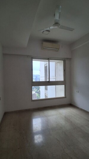 Room in 3 BHK Apartment at Omkar Alta Monte, Malad East – for Rent