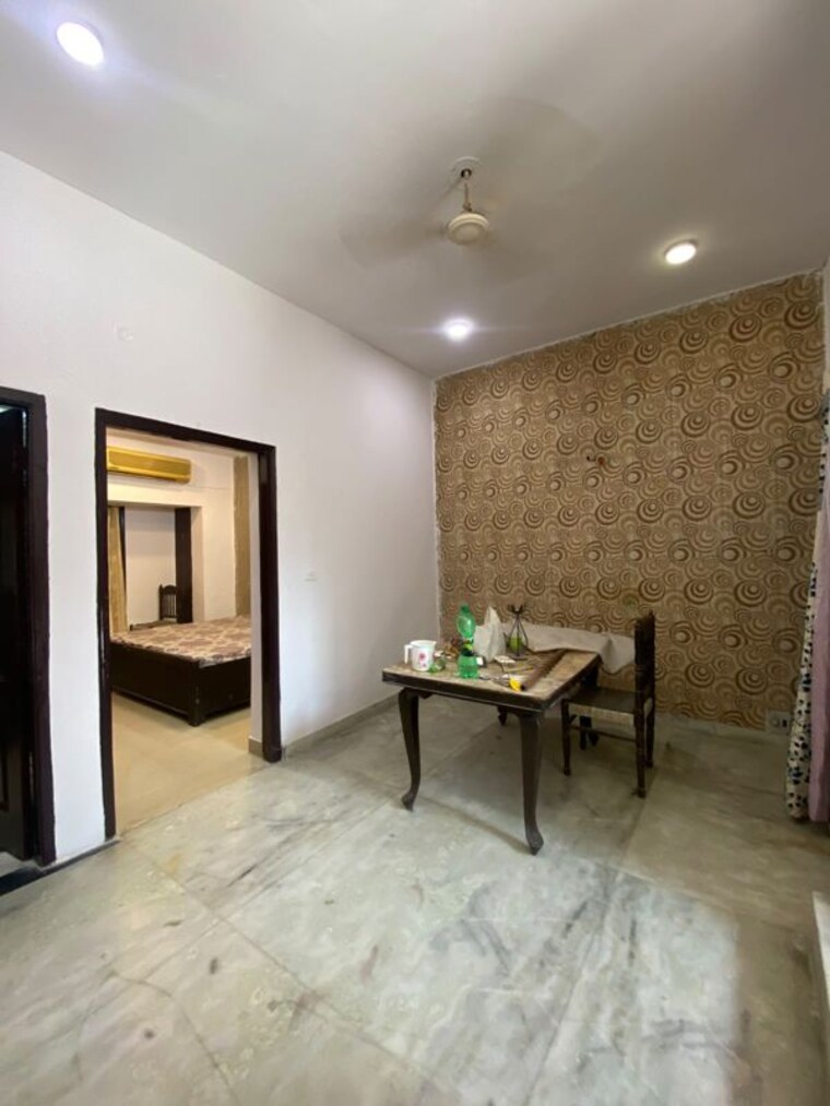 Room, palam-vihar-residents-association 3.5 Bedroom 1680 Sq.Ft. Independent House In Palam Vihar Gurgaon 10745016