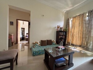 1 BHK Apartment For Rent in K Raheja Heights, Malad East