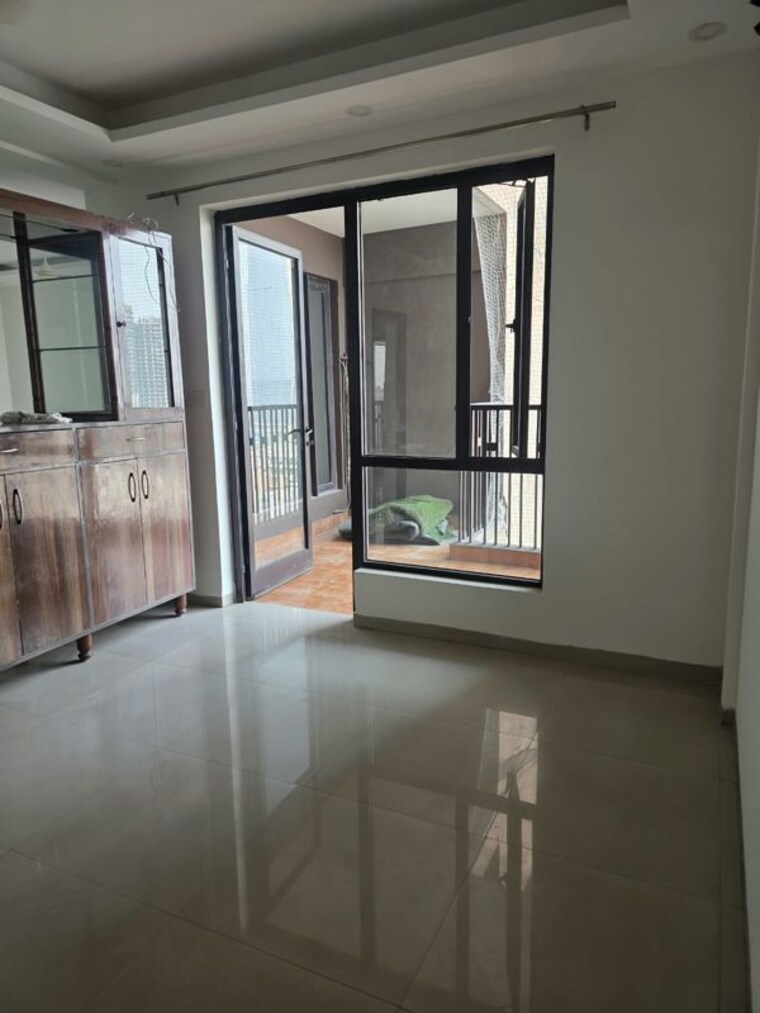 Kitchen, logix-blossom-county 3 Bedroom 1675 Sq.Ft. Apartment In Sector 137 Noida 10745074