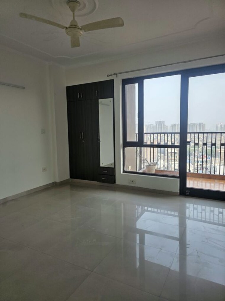 Room, logix-blossom-county 3 Bedroom 1675 Sq.Ft. Apartment In Sector 137 Noida 10745074