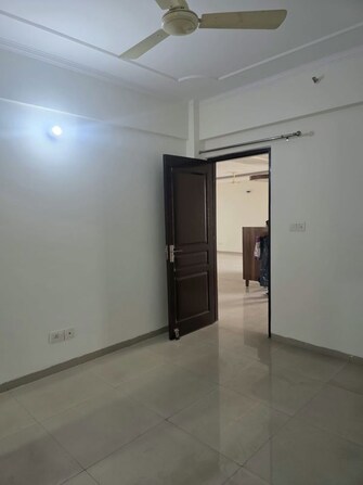 3 BHK 1675 Sq.Ft. Apartment in Logix Blossom County