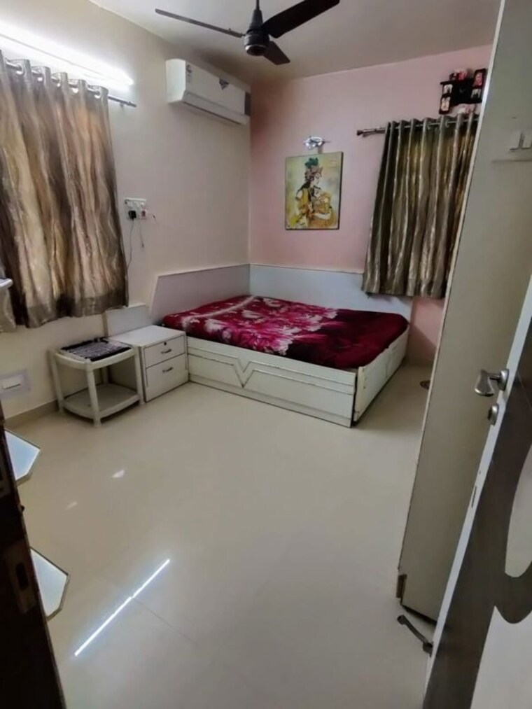 Room, sasane nagar 6 Bedroom 2200 Sq.Ft. Villa In Sasane Nagar Pune 10745088