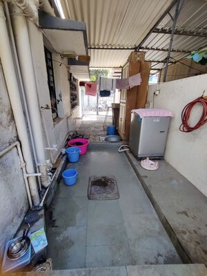 Team Area in 6 BHK Villa at Sasane Nagar – for Rent