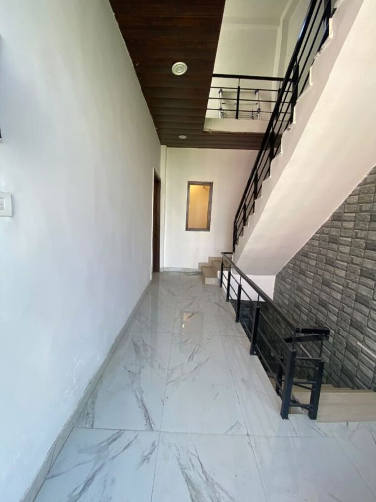 Balcony, ekta vihar 3 Bedroom 105 Sq.Yd. Villa In Ekta Vihar Dehradun 10730487
