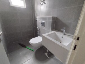 Bathroom in 2.5 BHK Apartment at Signature Global City 81, Sector 81 – for Rent