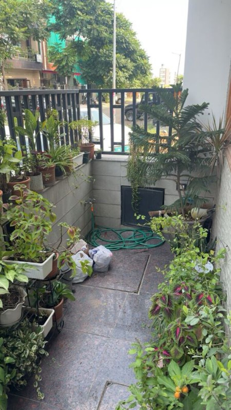 Balcony, gmada-eco-city 6 Bedroom 100 Sq.Ft. Independent House In North Mullanpur Chandigarh 10745145