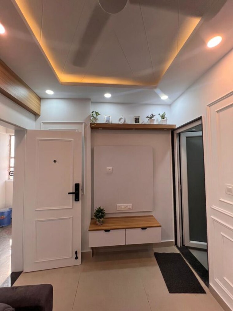 undefined, dlf-capital-greens-phase-i-and-ii Studio 350 Sq.Ft. Apartment In Moti Nagar Delhi 10745168