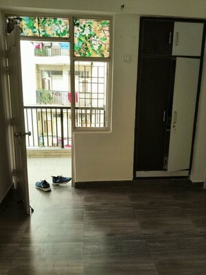 Room in 2 BHK Apartment at Nilaya Greens, Raj Nagar Extension – for Rent