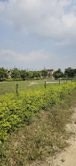 5 BHK Villa – Garden View at Omaxe Metro City, Kalli Paschim - for Sale