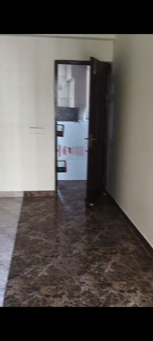 Room in 4 BHK Apartment at Rise Organic Homes, Mahurali – for Rent