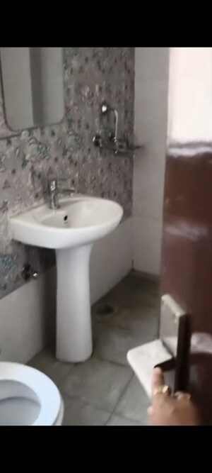 Bathroom in 4 BHK Apartment at Rise Organic Homes, Mahurali – for Rent