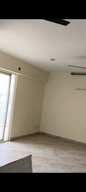 Room in 4 BHK Apartment at Rise Organic Homes, Mahurali – for Rent