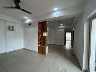 2 BHK +  990 Sq.Ft. Apartment in Amrapali Verona Heights