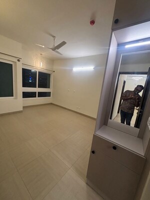 Room in 2 BHK Apartment at Karle Vario Homes, Hebbal – for Rent