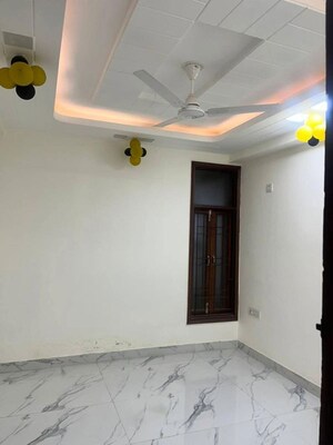 Room in 1 BHK Builder Floor at Saket – for Rent