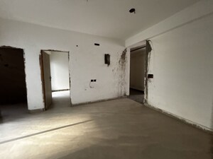 Room in 3 BHK Apartment at Miglani Supercity Myfair Residency, Tech Zone 4 Greater Noida – for Sale