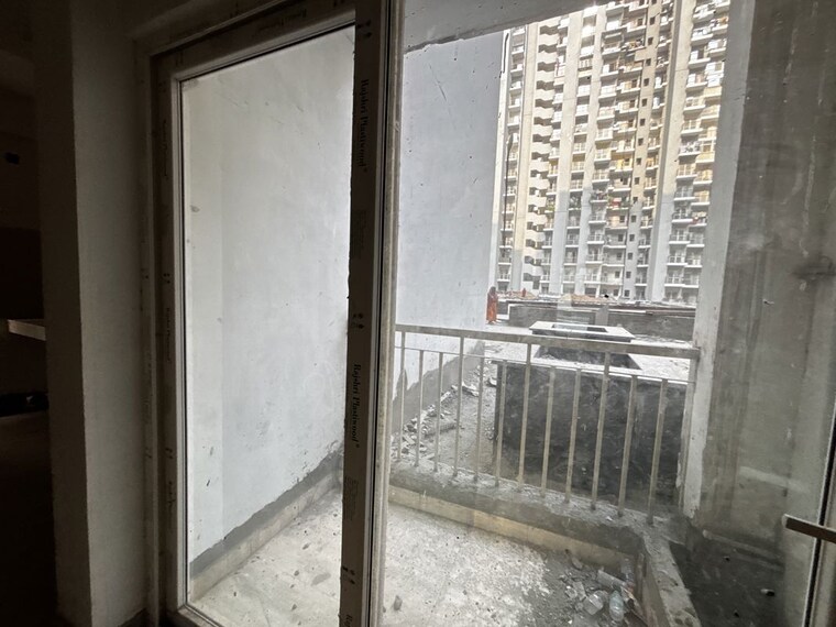 Balcony, miglani-supercity-myfair-residency 3 Bedroom 1212 Sq.Ft. Apartment In Tech Zone 4 Greater Noida Greater Noida 10745329