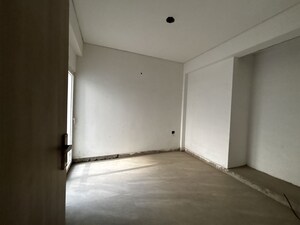 Room in 3 BHK Apartment at Miglani Supercity Myfair Residency, Tech Zone 4 Greater Noida – for Sale