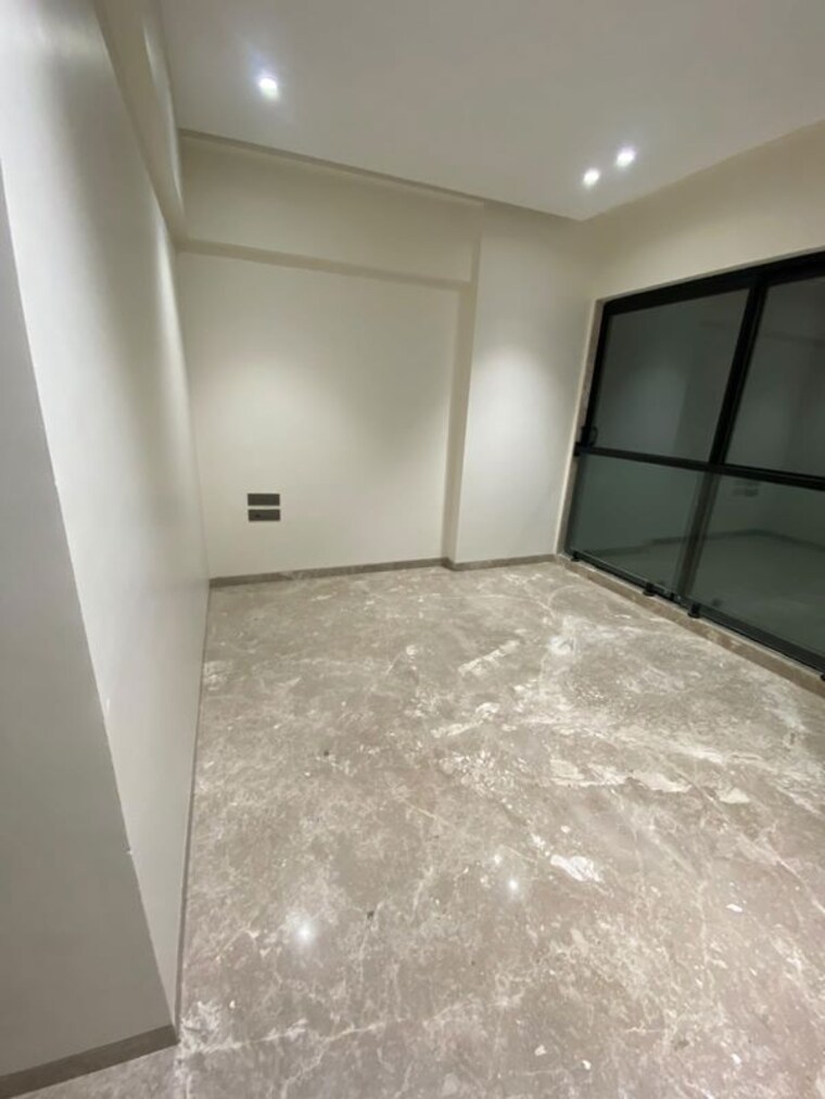 Room, santacruz west 2 Bedroom 716 Sq.Ft. Apartment In Santacruz West Mumbai 10745331