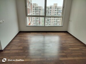 Room in 3 BHK Apartment at Kolte Patil 24K Stargaze, Bavdhan – for Rent