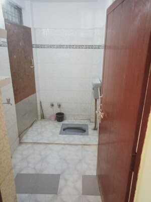 Bathroom in 2 BHK Independent House at Gomti Nagar – for Rent